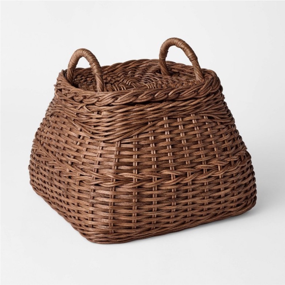 STUDIO MCGEE NWT square rattan basket w/ lid dark brown  -11.75”